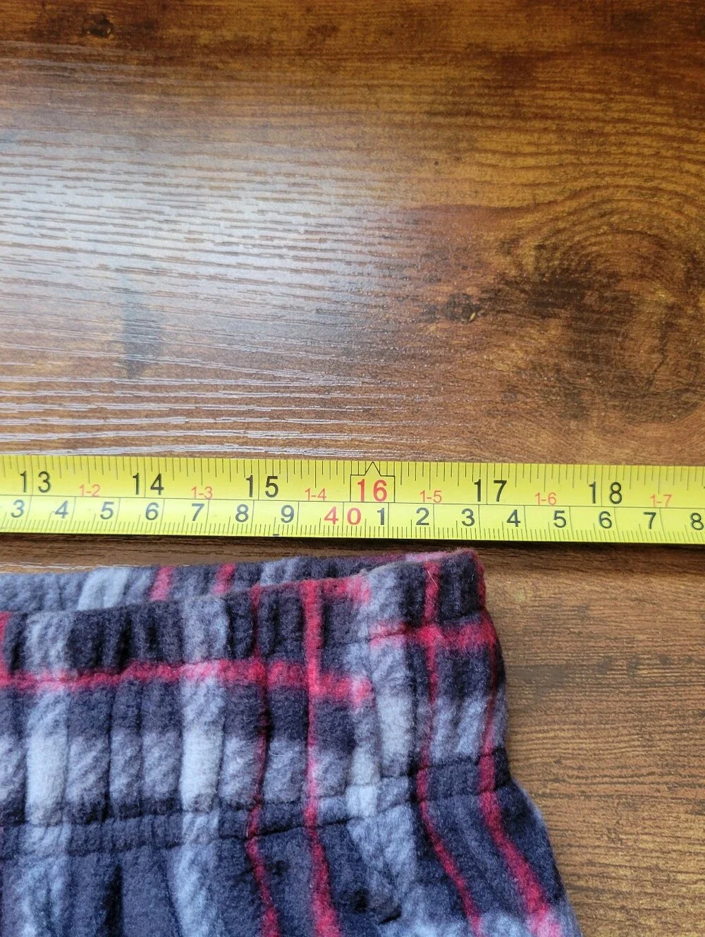 NWOT Cuddl Duds Fleece Pajama Lounge Pants Pockets Plaid Gray Red Men's Large
